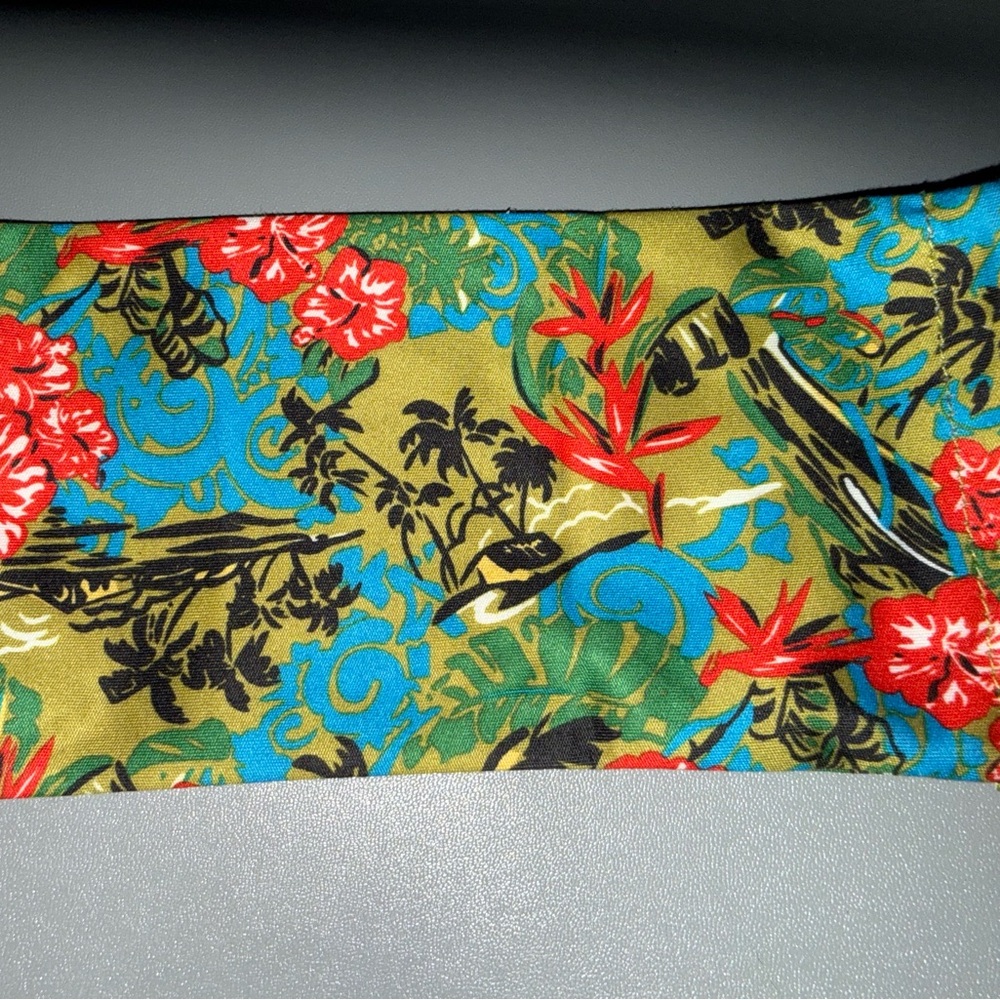 Tortoise Shell Sunglasses - Picture 5 of 5